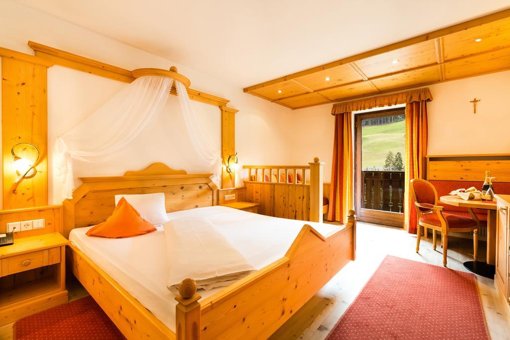 Berghotel Racines Room photo