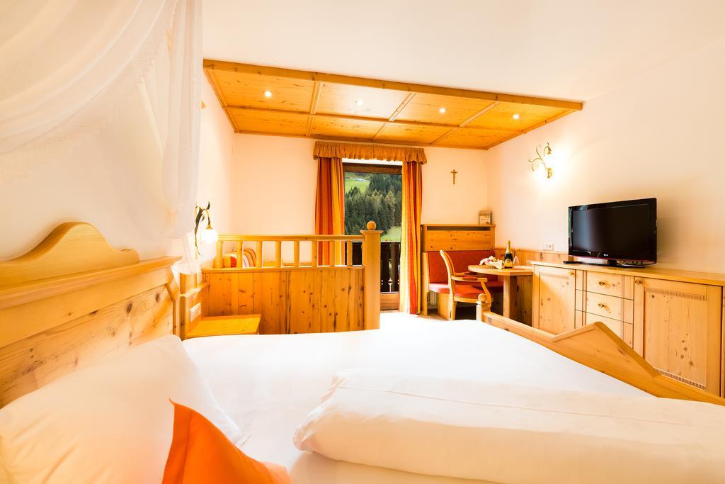 Berghotel Racines Room photo